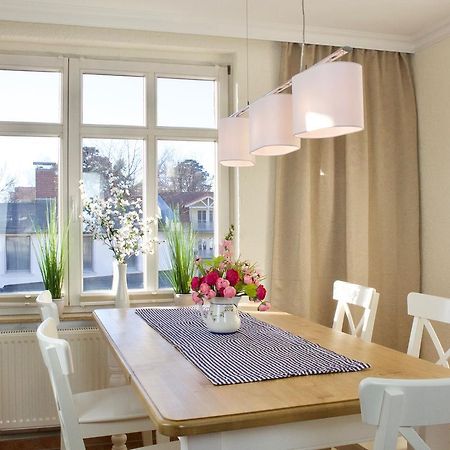 Strandnahe Fewo Mit 3 Schlafzimmern Und Balkon, Villa Vergissmeinnicht 02, Binz Esterno foto